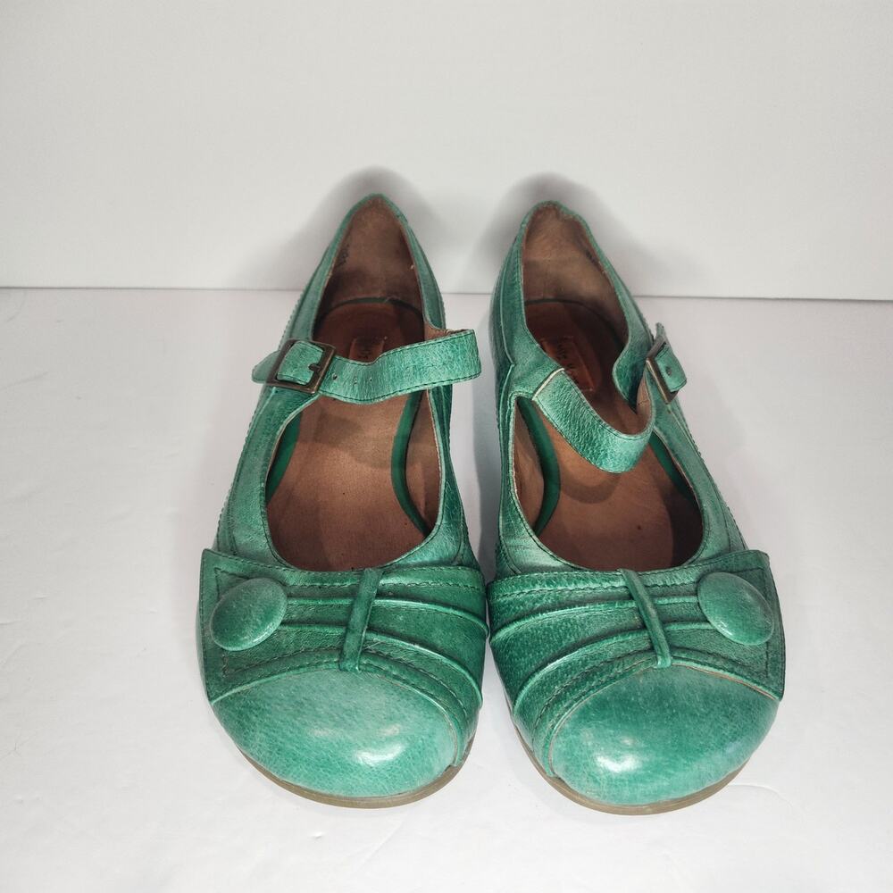Miz Mooz Size 9 Dulce Green Mary Jane Flats with Button Detail